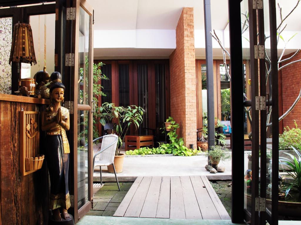 The White Elephant Home Chiang Mai Exterior photo